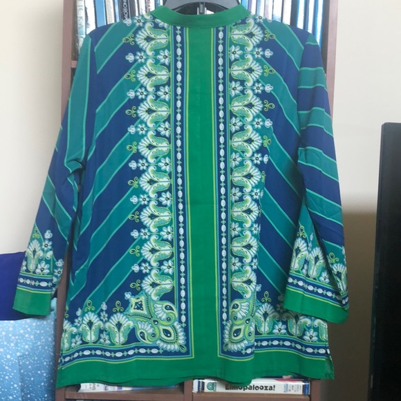Bob Mackie Wearable Art Green & Blue Print Blouse Sz M - Picture 2 of 9